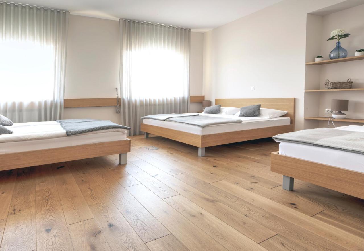 Guesthouse Tursic Вргніка Екстер'єр фото
