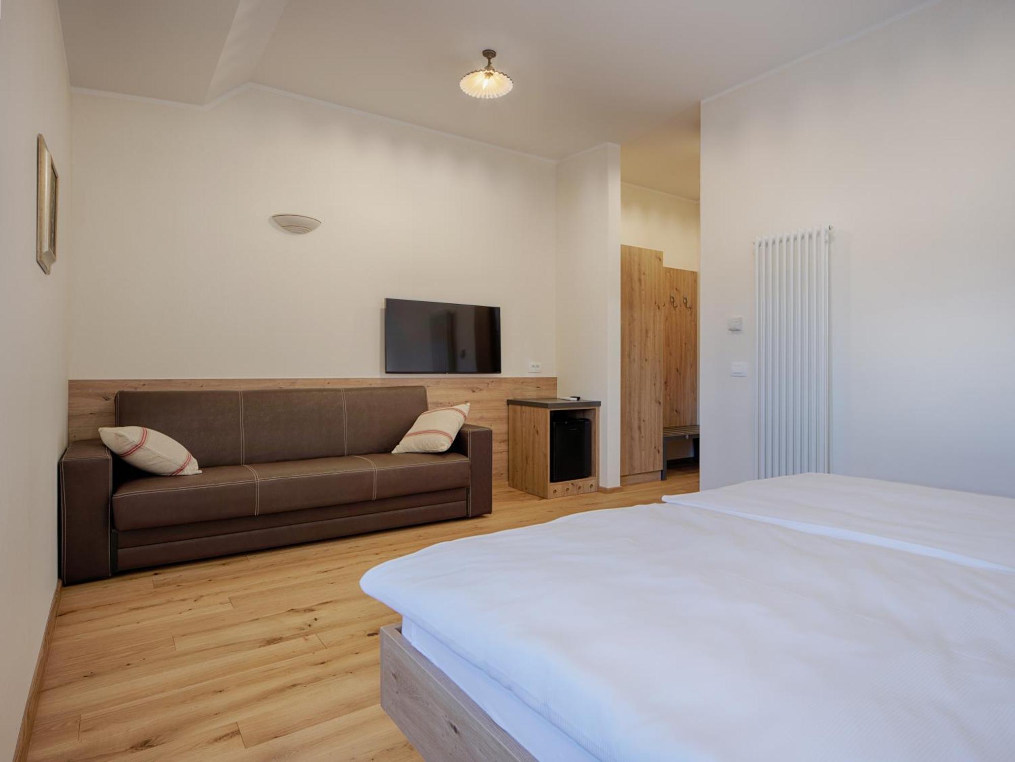 Guesthouse Tursic Вргніка Екстер'єр фото