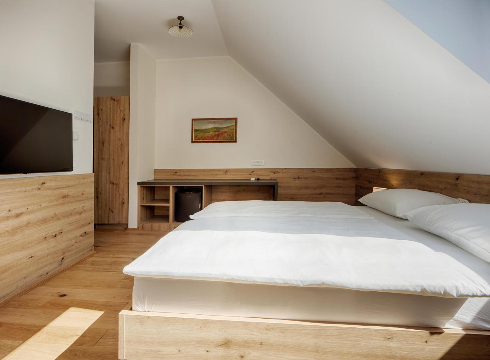 Guesthouse Tursic Вргніка Екстер'єр фото